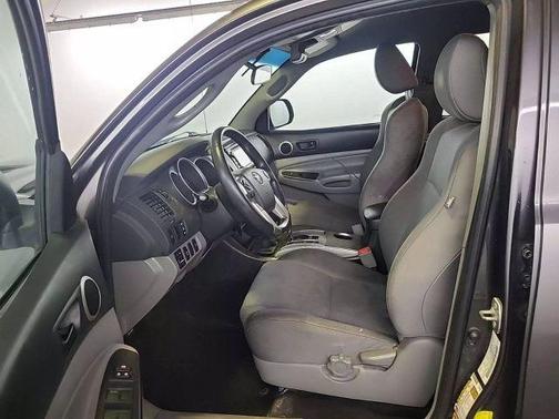 2014 Toyota Tacoma Base