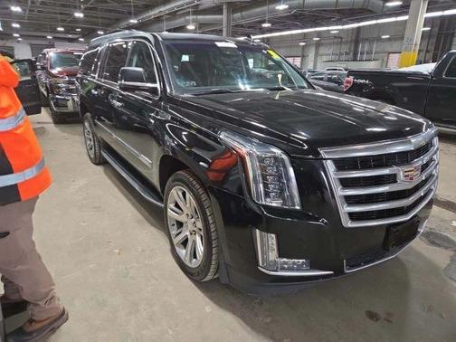 2017 Cadillac Escalade ESV Premium Luxury