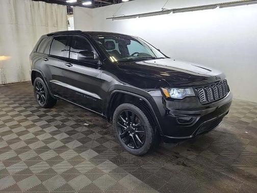 2017 Jeep Grand Cherokee Altitude
