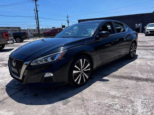 2019 Nissan Altima 2.5 SR
