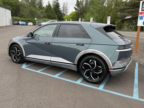 Green 2023 Hyundai IONIQ 5 Limited
