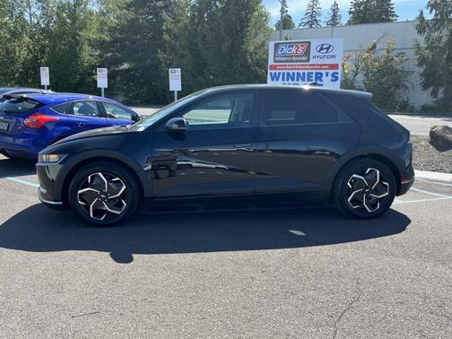 Black 2024 Hyundai IONIQ 5 SEL
