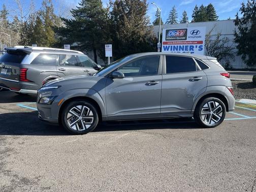 2023 Hyundai KONA EV SE