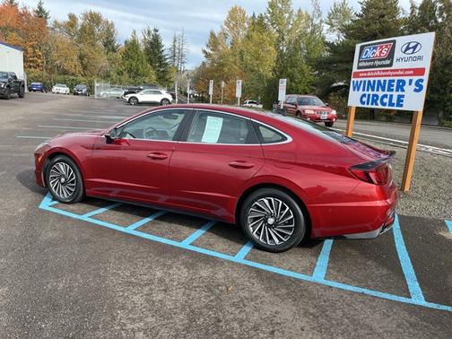 2023 Hyundai SONATA Hybrid Limited