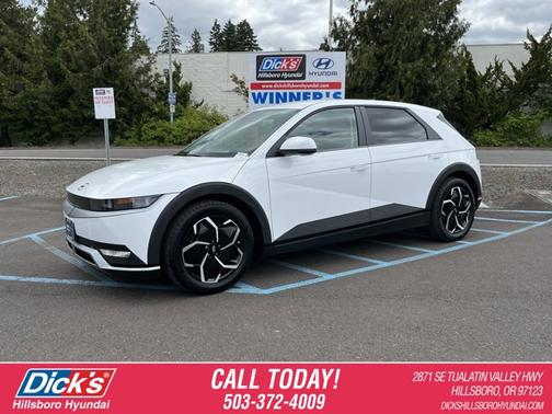 White 2024 Hyundai IONIQ 5 SE