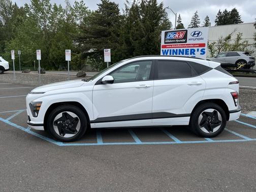 White 2024 Hyundai KONA EV SEL