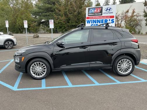 2021 Hyundai KONA SEL Plus