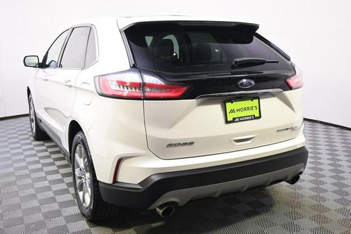 WHITE PLATINUM MET TRI-COAT 2019 Ford Edge Titanium