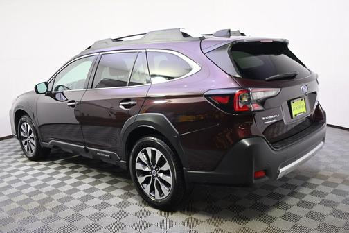 Dark Mahogany Pearl 2023 Subaru Outback Touring