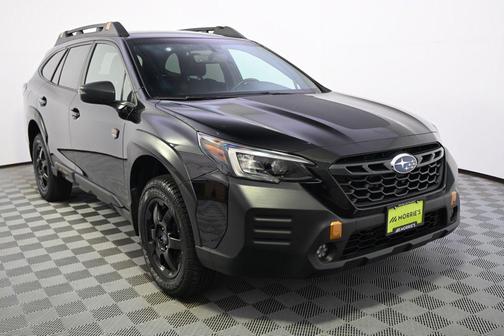 Crystal Black Silica 2022 Subaru Outback Wilderness