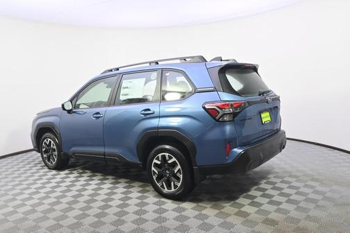 2025 Subaru Forester Base