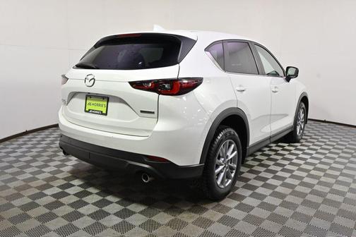 2023 Mazda CX-5 2.5 S Preferred Package