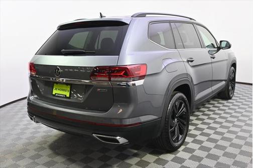 2022 Volkswagen Atlas 2.0T SE w/Technology 4MOTION