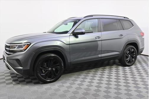 2022 Volkswagen Atlas 2.0T SE w/Technology 4MOTION