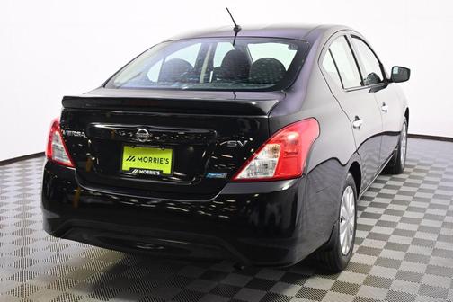 2016 Nissan Versa 1.6 SV