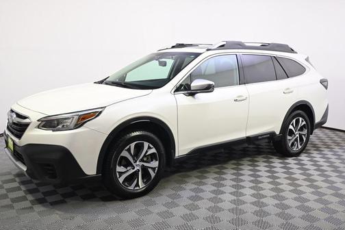 Crystal White Pearl 2022 Subaru Outback Touring