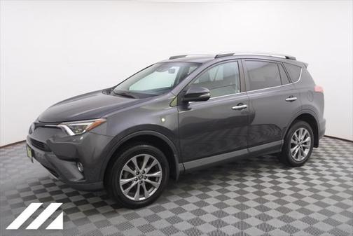 Photo 2 of 38 of 2017 Toyota RAV4 Limited