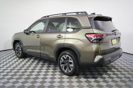 Autumn Green Metallic 2026 Subaru Forester Premium