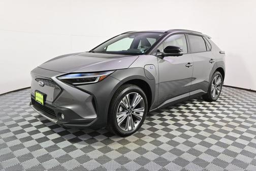 Smoked Carbon 2-Tone 2023 Subaru Solterra Touring