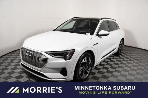 2021 Audi e-tron Prestige