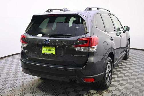 Magnetite Gray Metallic 2022 Subaru Forester Premium