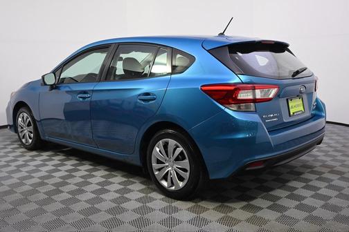 2017 Subaru Impreza 2.0i