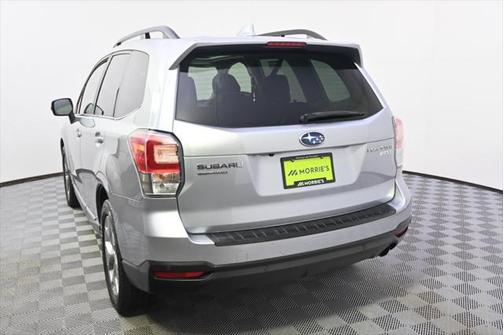 2017 Subaru Forester 2.5i Touring