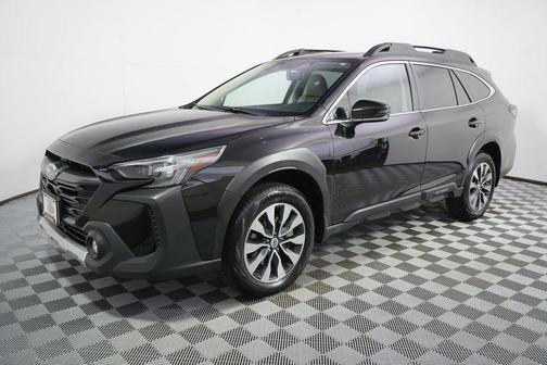 Crystal Black Silica 2025 Subaru Outback Limited XT