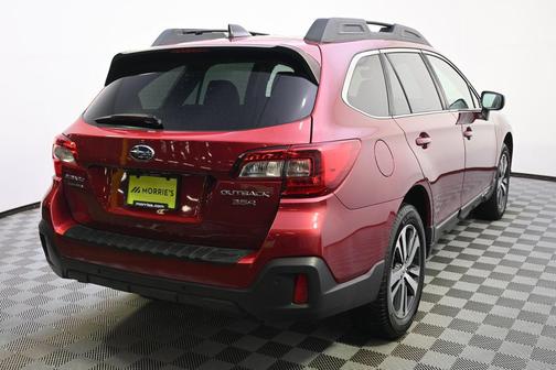 Crimson Red Pearl 2019 Subaru Outback 3.6R Limited