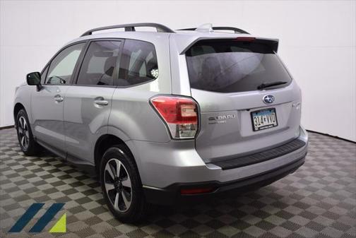 Ice Silver Metallic 2017 Subaru Forester 2.5i Premium