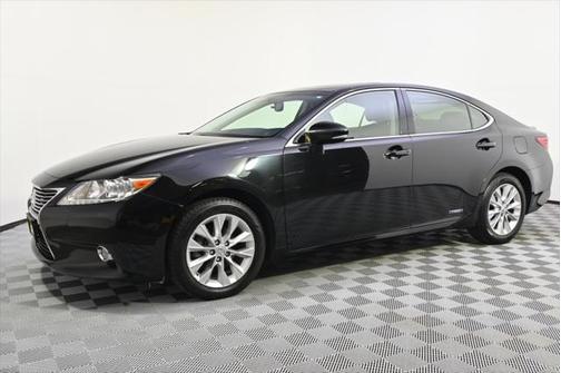 2013 Lexus ES 300h Base
