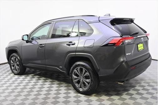 2022 Toyota RAV4 Hybrid XLE Premium