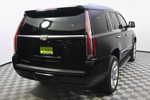 2018 Cadillac Escalade Luxury