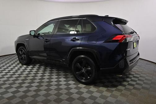 2019 Toyota RAV4 Hybrid SE