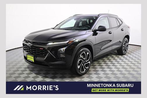 Mosaic Black Metallic 2024 Chevrolet Trax FWD 2RS