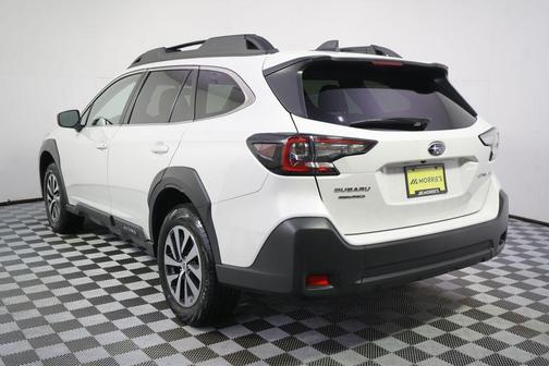 Crystal White Pearl 2024 Subaru Outback Premium