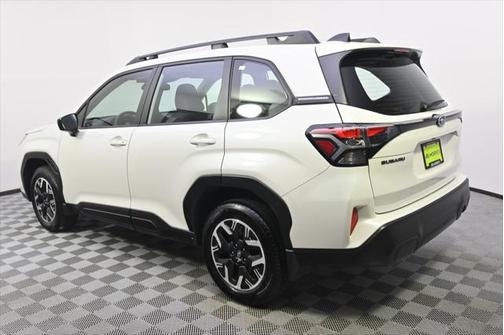 2025 Subaru Forester Base