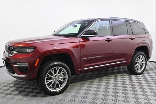 2022 Jeep Grand Cherokee Summit
