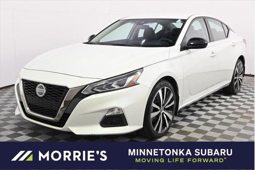 2022 Nissan Altima SR Intelligent AWD