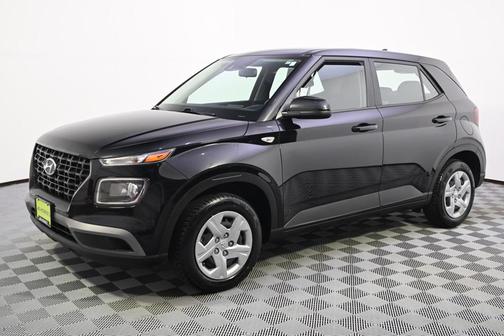2020 Hyundai VENUE SE