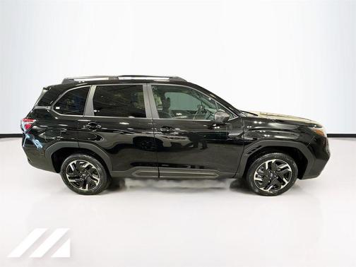 Crystal Black Silica 2026 Subaru Forester Limited