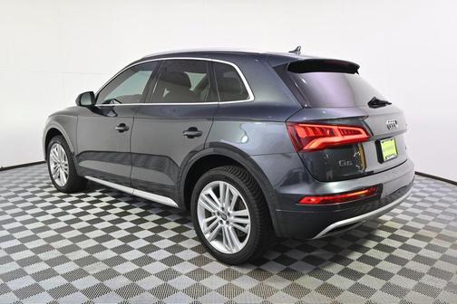 Manhattan Gray Metallic 2018 Audi Q5 2.0T Tech Premium