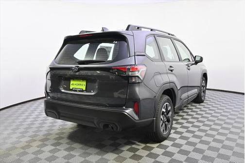 2025 Subaru Forester Base