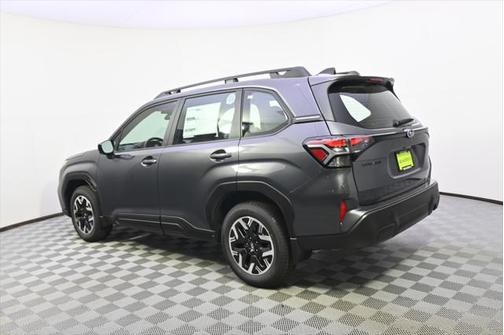 2025 Subaru Forester Base