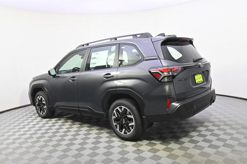 2025 Subaru Forester Base