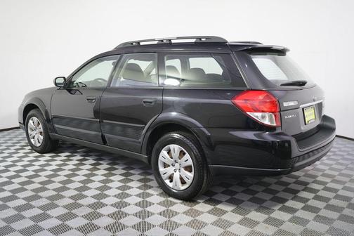 Obsidian Black 2009 Subaru Outback 2.5 i