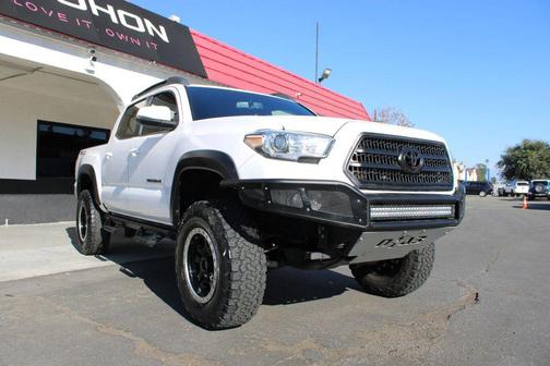 2016 Toyota Tacoma SR5