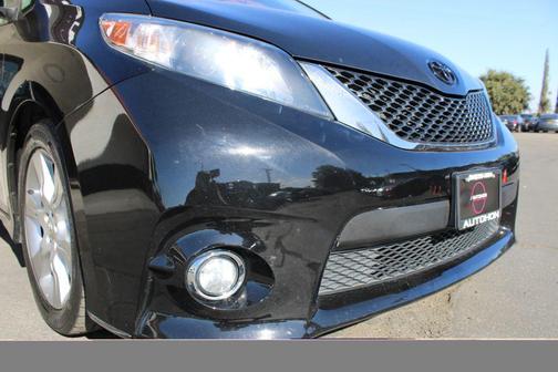 2013 Toyota Sienna SE