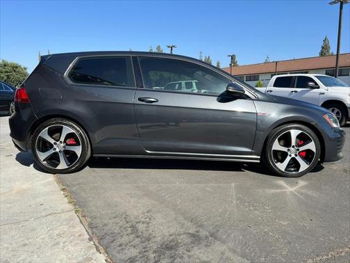 2015 Volkswagen Golf GTI 2.0T S 4-Door