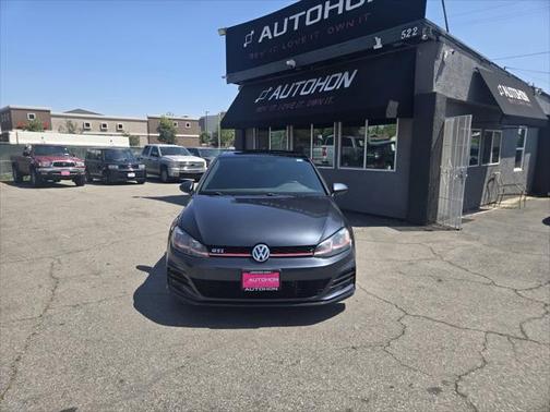 2018 Volkswagen Golf GTI 2.0T S 4-Door